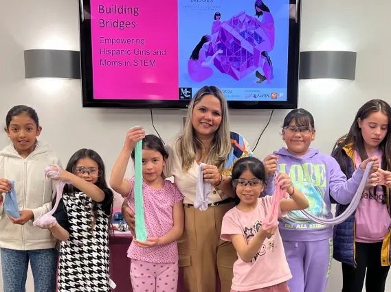 Mujeres Omega Foundation Joins WinSTEM Week 2024